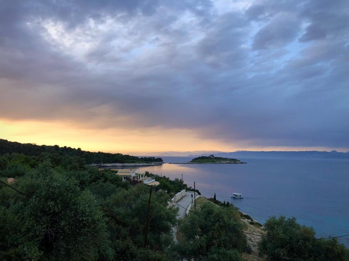 Villa Avgerini Paxos Gaios Ngoại thất bức ảnh