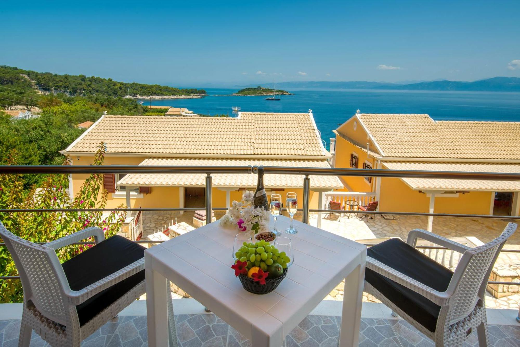 Villa Avgerini Paxos Gaios Ngoại thất bức ảnh