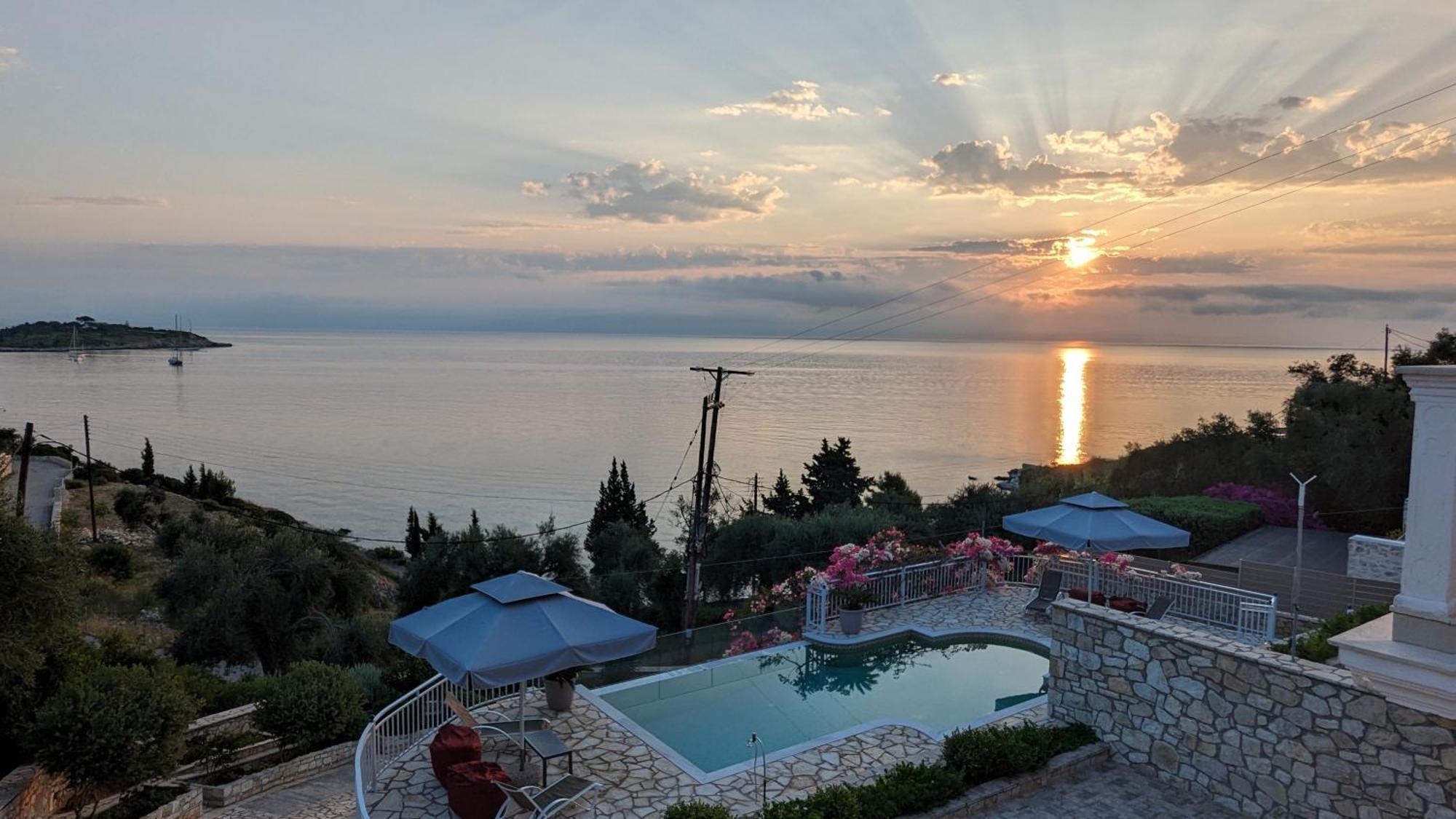 Villa Avgerini Paxos Gaios Phòng bức ảnh